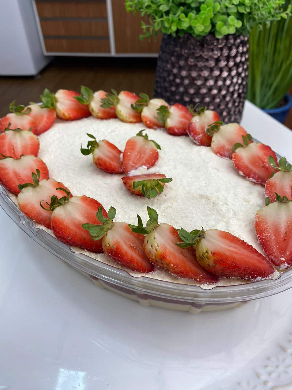 Sobremesa rápida e deliciosa para o final de semana: Tentação de morango