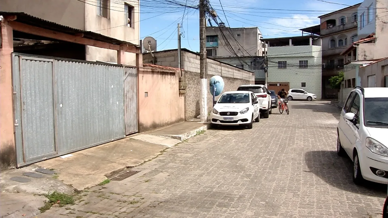 Mulher é agredida pelo ex e socorrida por vizinho em Vila Velha