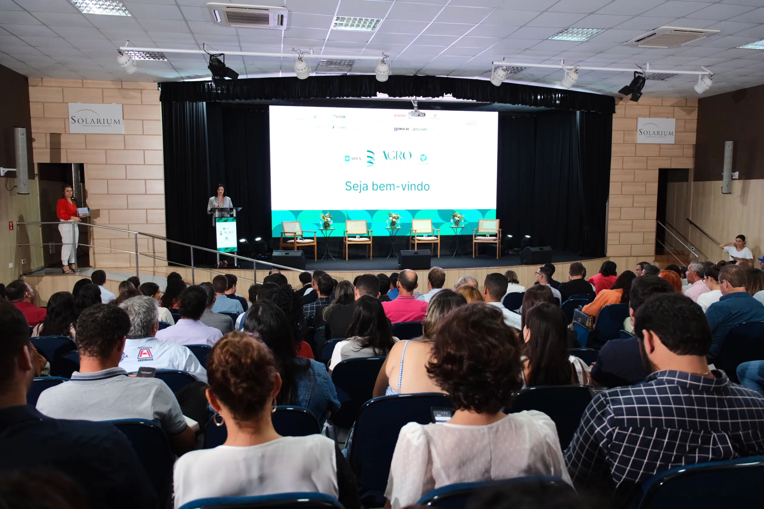 Encontro Agro Business reúne mais de 400 empresários e lideranças em Linhares