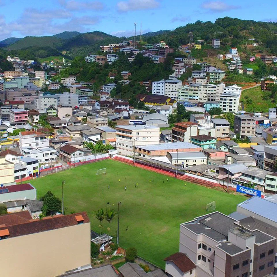 Torcedores fazem confusão em lanchonete na BR-262 em Marechal Floriano