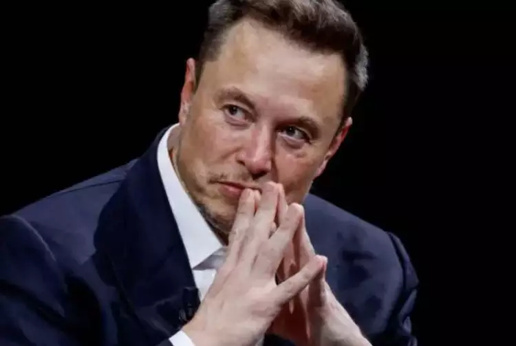 Musk promete doar US$ 45 milhões por mês para campanha de Trump