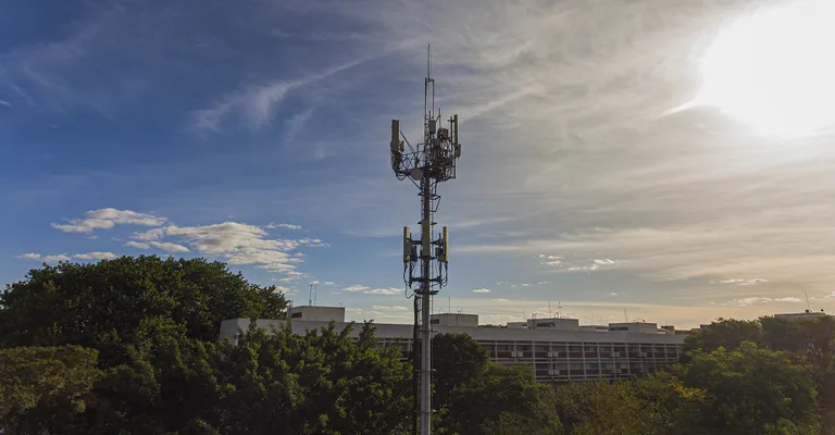 Instalação gratuita de antena digital: mais de 3 mil moradores ainda não fizeram substituição