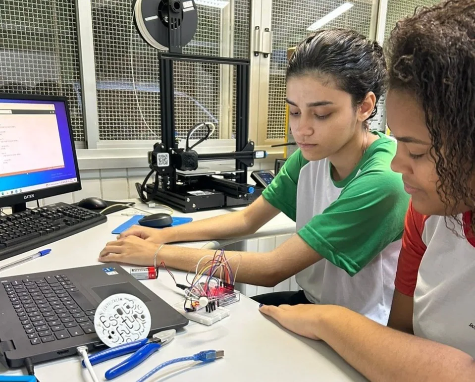 Escola do Sul do ES inicia projetos com robótica educacional