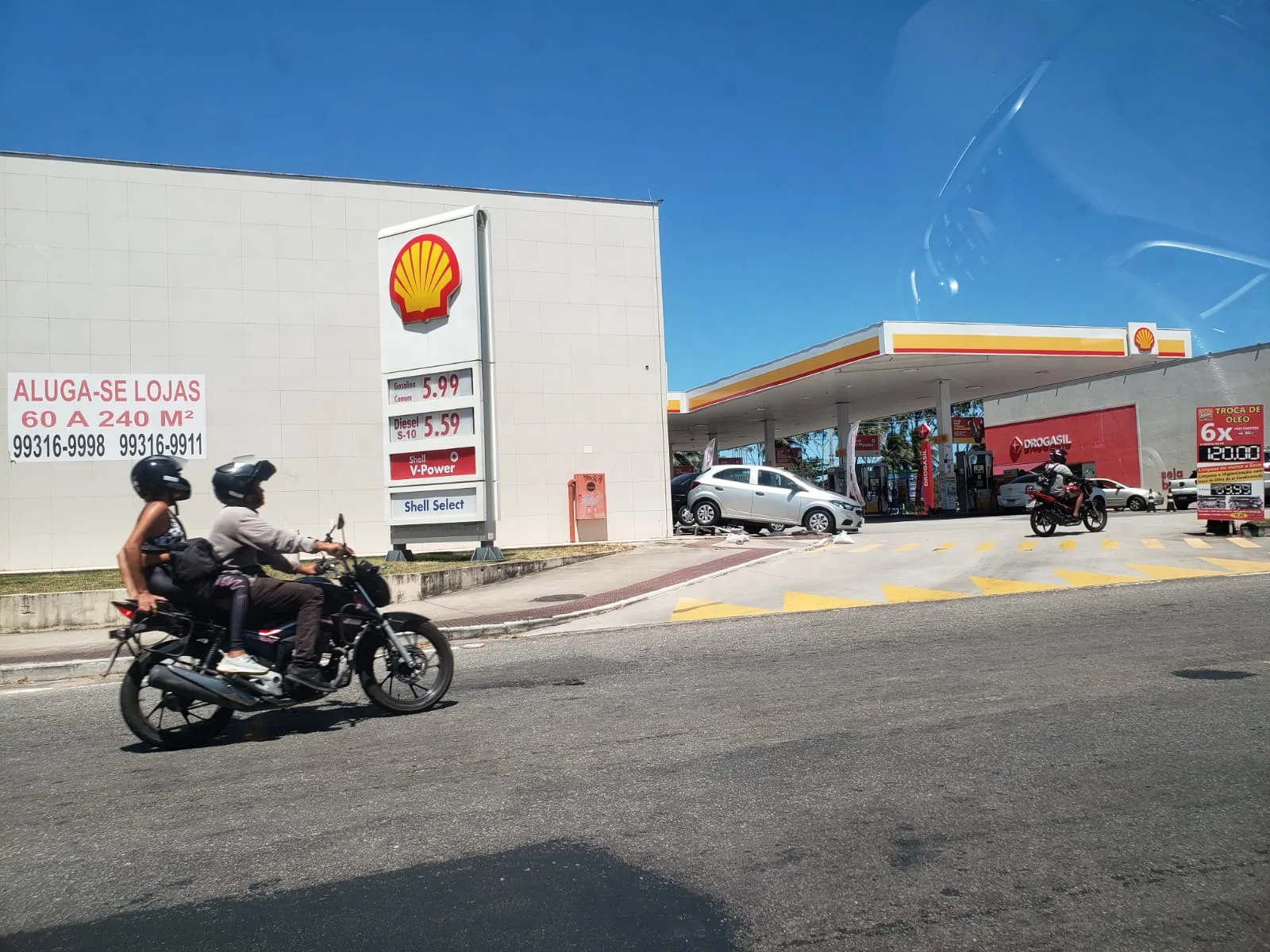 Imposto está de volta e gasolina chega a quase R$ 6 nos postos da Grande Vitória