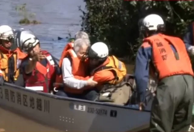 Passagem do tufão Hagibis no Japão provoca pelo menos 24 mortos