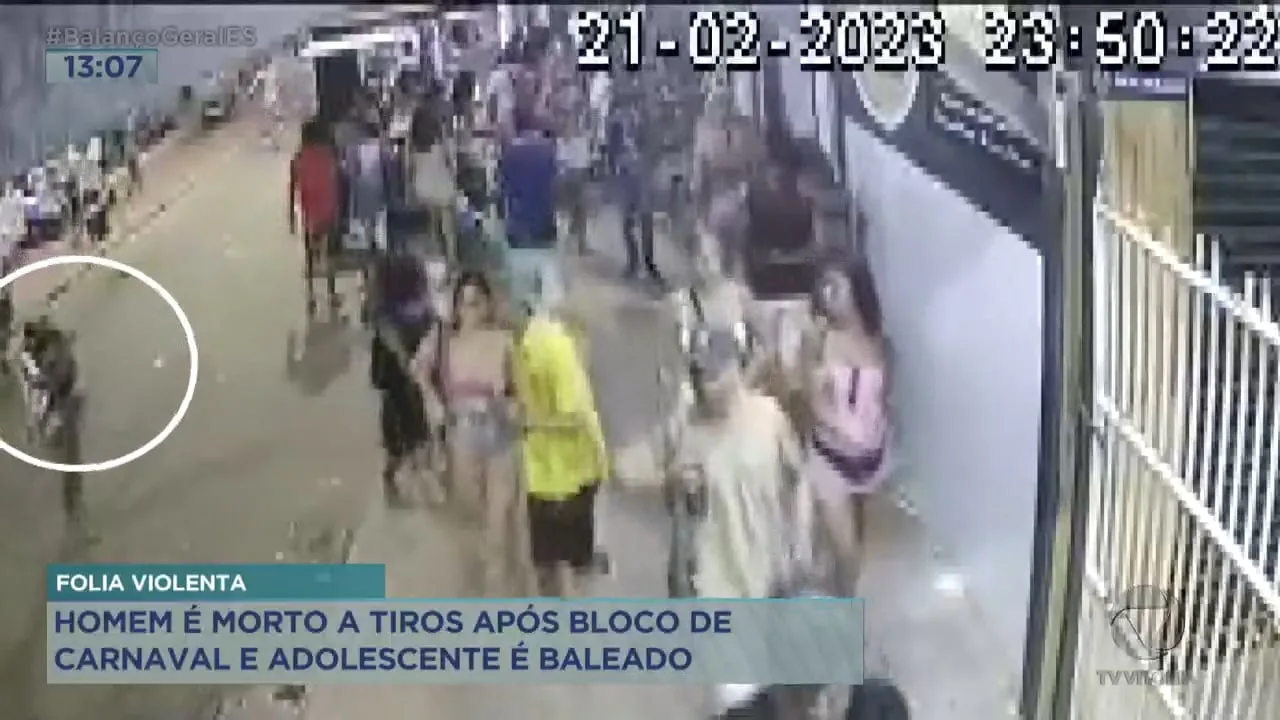 FLAGRA! Homem é morto a tiros após bloco de carnaval na Serra