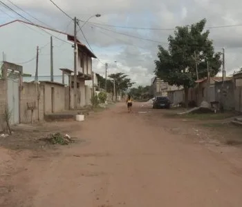 Mulher é esfaqueada na frente das filhas após discussão com marido em Vila Velha