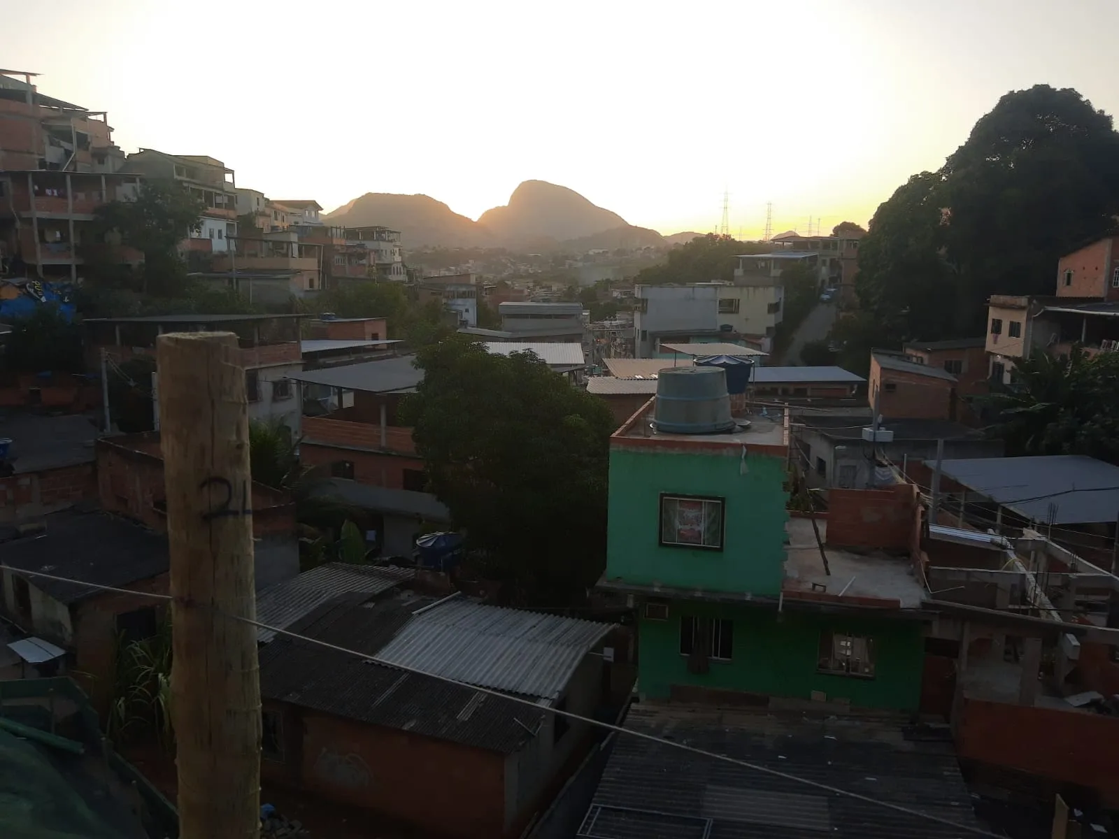 Suspeitos são detidos quando saíam de casa para atacar gangue rival em Cariacica