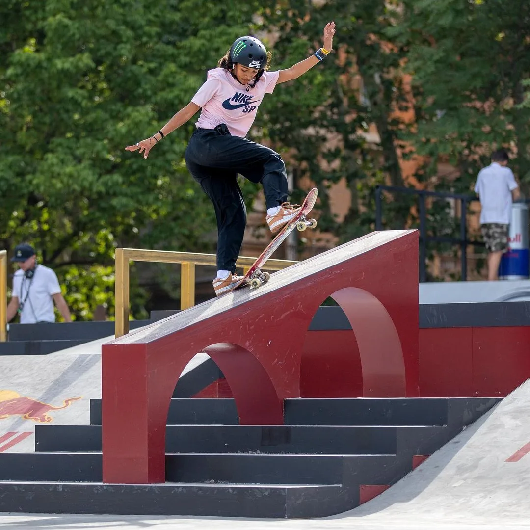 Rayssa Leal supera lesão e é campeã mundial de Skate Street, em Sharjah