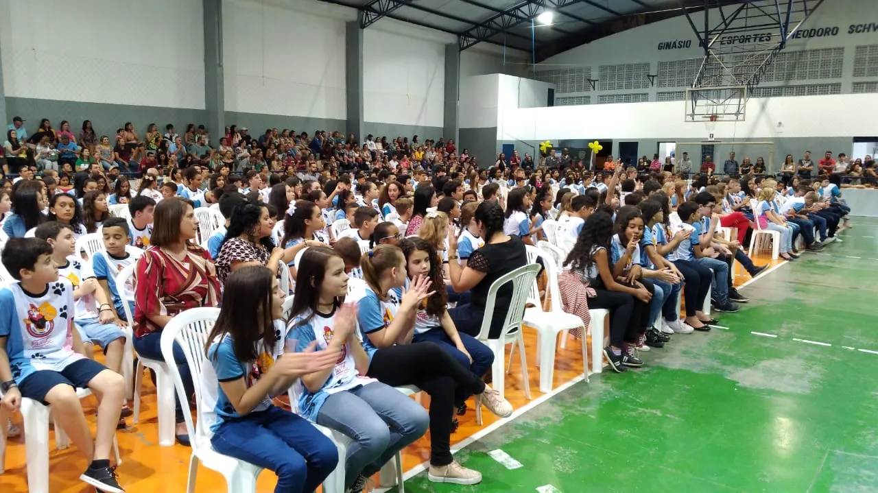 Alunos da rede municipal de Domingos Martins formam no Proerd