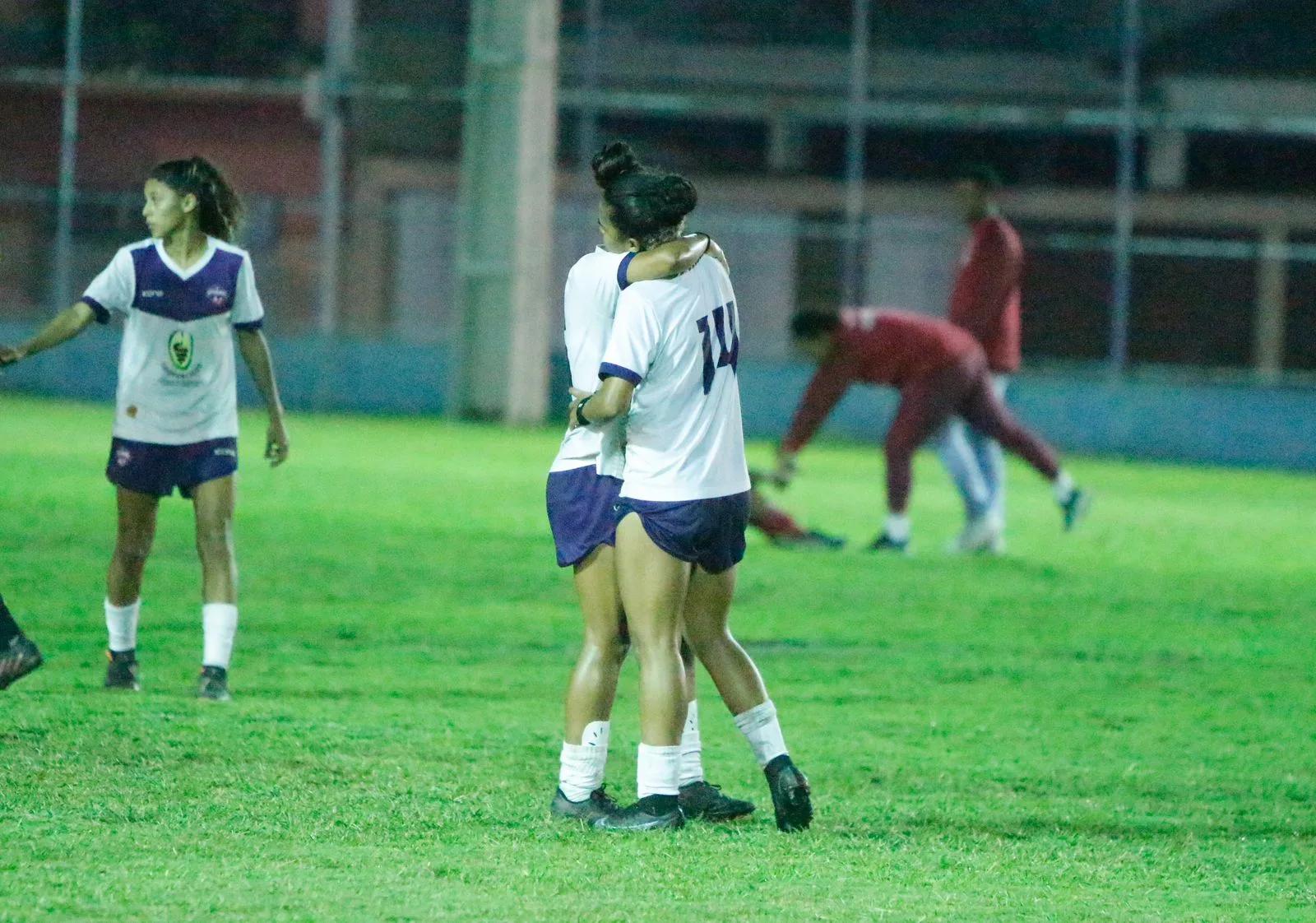 Além das quatro linhas: o futebol que abre portas para as mulheres