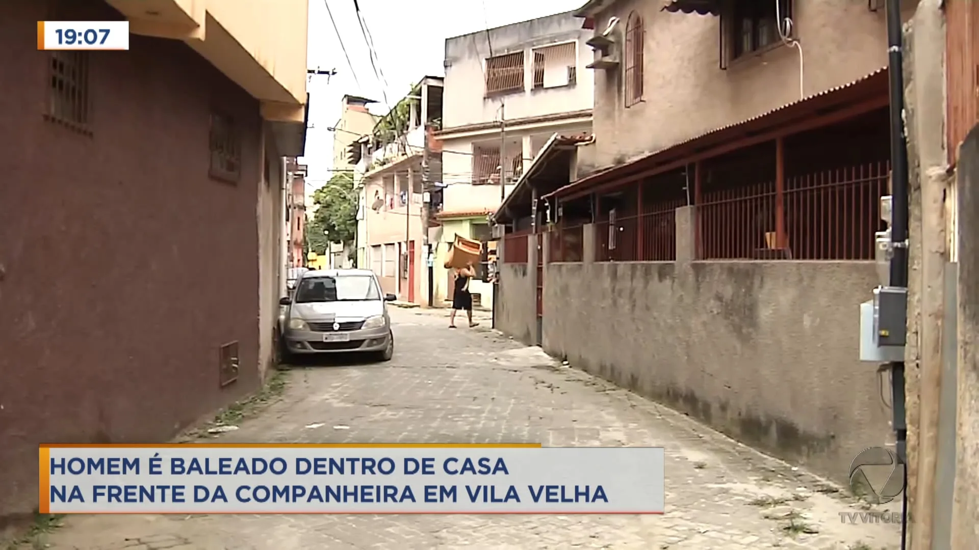 Homem é baleado dentro de casa na frente da esposa em Vila Velha