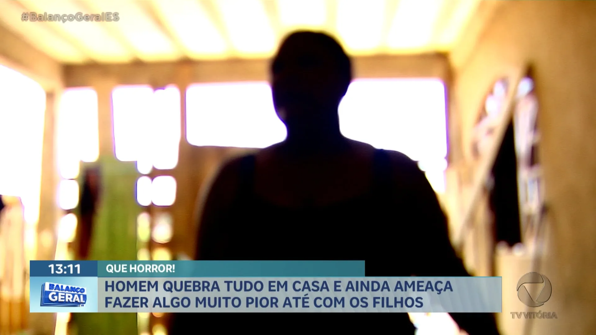 Homem quebra tudo em casa e ainda ameaça fazer algo muito pior até com os filhos