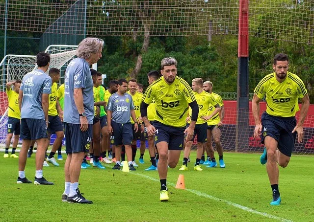 Contra o Inter, Fla inicia maratona de jogos decisiva para sucesso do time no ano