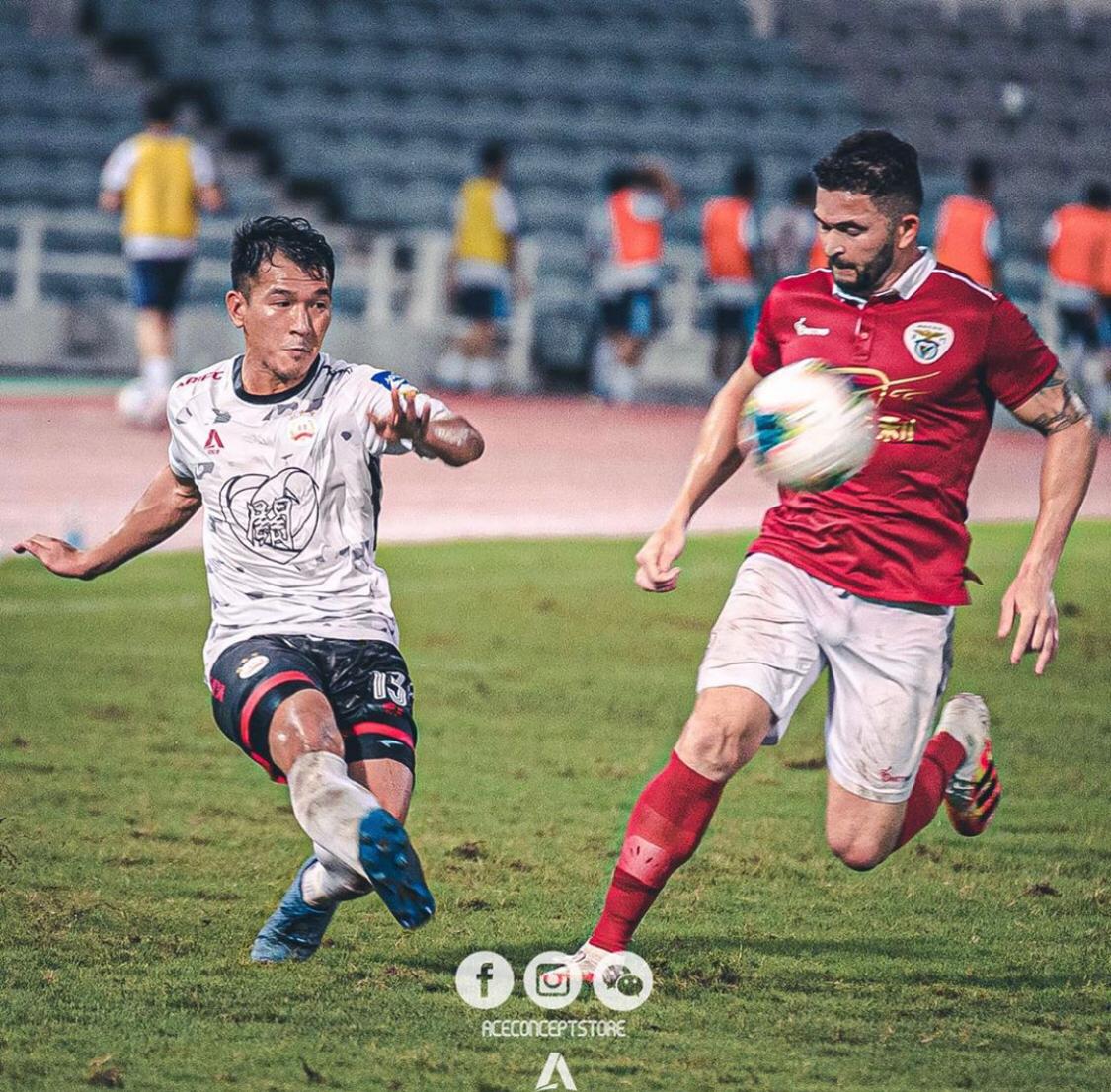 Capixaba supera fratura no joelho 'estilo Fenômeno' e faz gol em retorno ao futebol