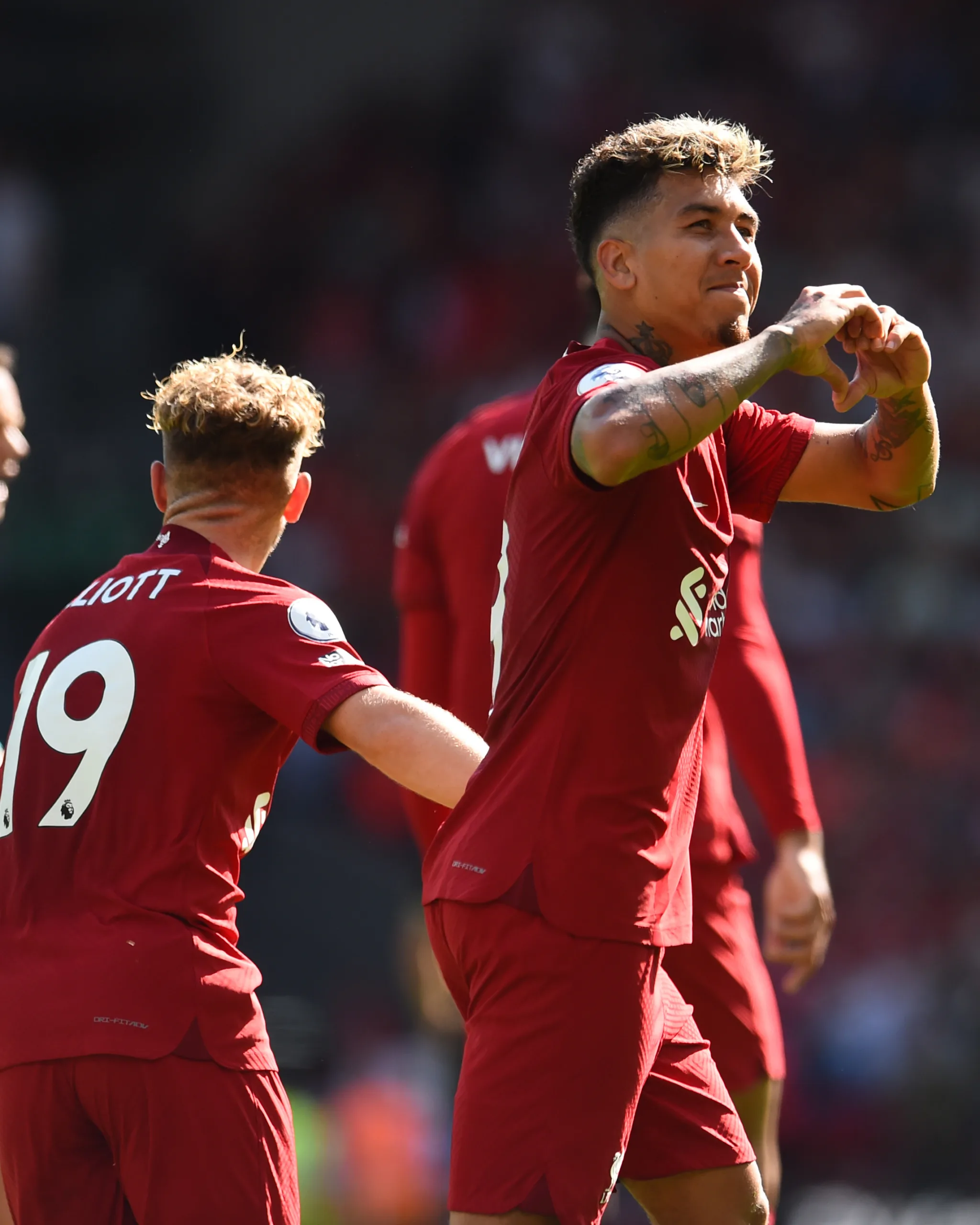 Com 3 passes e 2 gols, Firmino comanda goleada histórica do Liverpool por 9 a 0