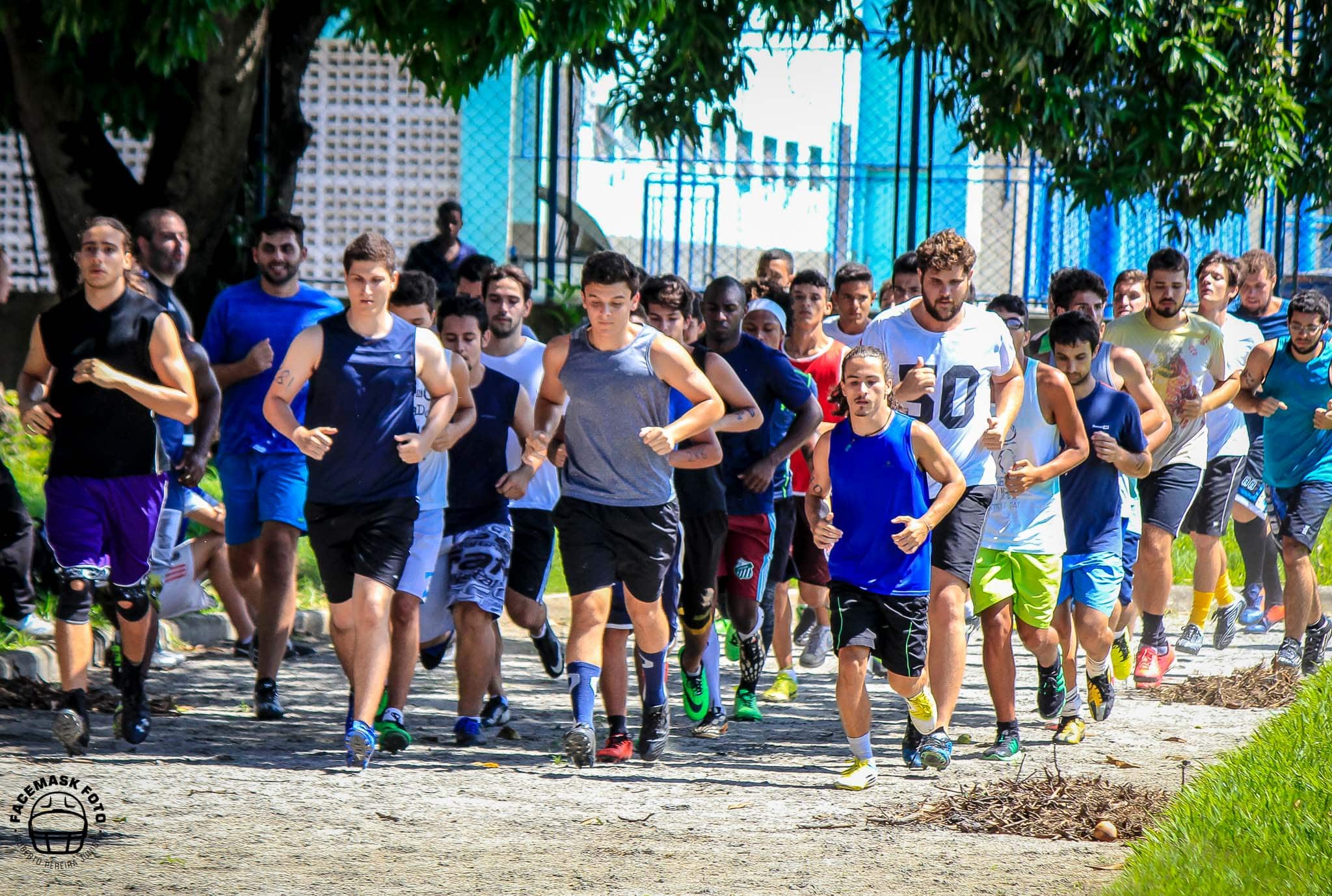 Futebol Americano: quase 200 pessoas em seletiva