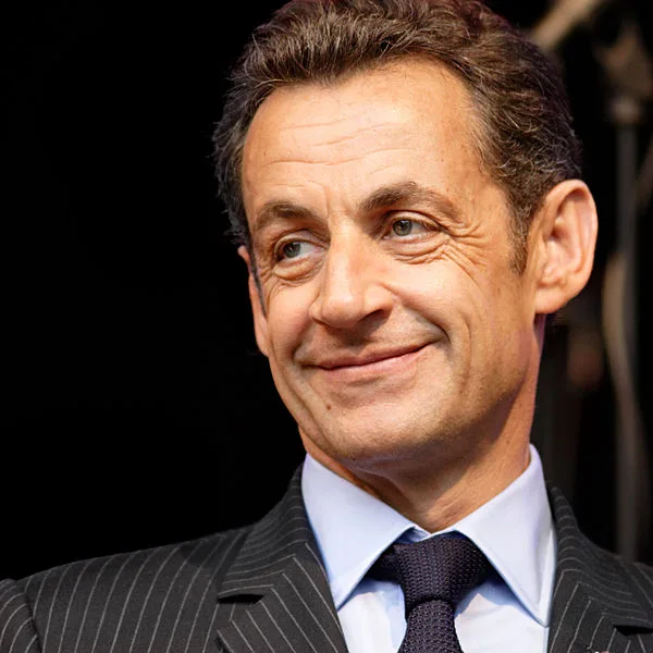 Ex-presidente da França Nicolas Sarkozy é indiciado por associação criminosa