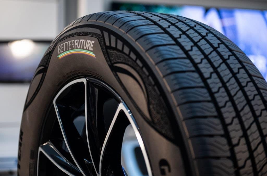 Goodyear desenvolve pneu feito de casca de arroz e óleo de soja.