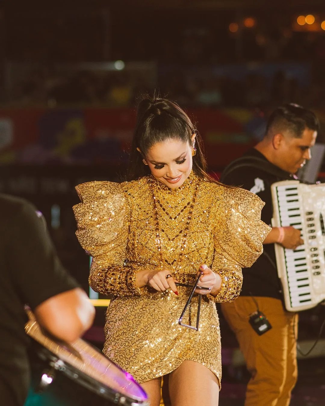 Juliette emociona em show de estreia no São João de Campina Grande