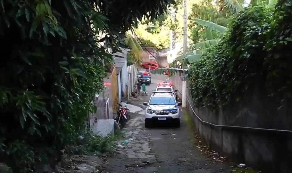 Criminosos se passam por policiais e matam homem a tiros em Vila Velha