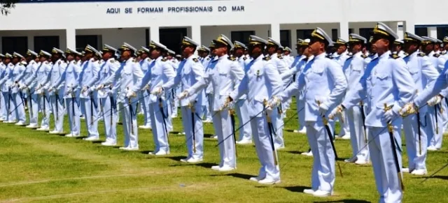 Marinha abre concurso com 27 vagas para nível superior