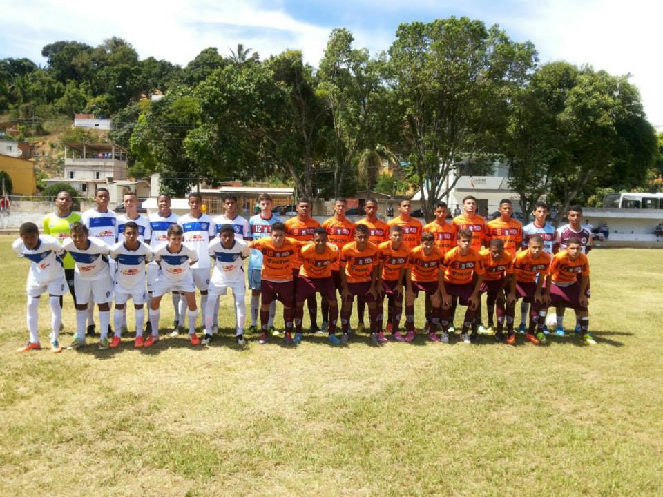 Estadual Sub 17: Derrota por 4 a 1 contra a Desportiva não abala o sonho dos meninos do Vitória. (Foto: Divulgação)