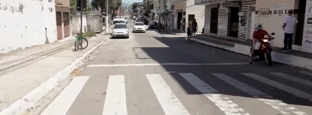 Cadeirante é flagrado traficando drogas em rua de Vila Velha