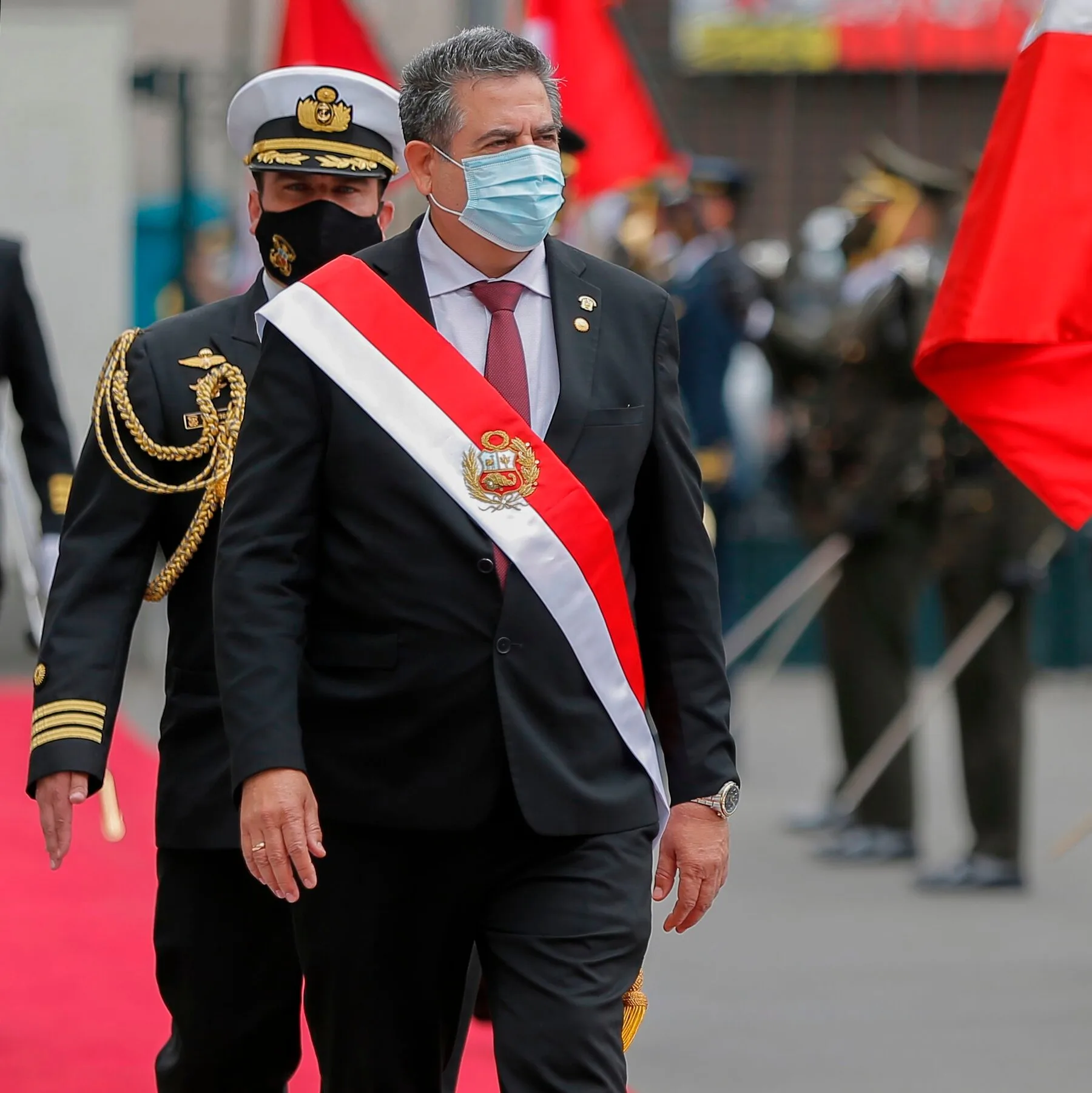 Presidente interino no Peru, Manuel Merino renuncia após protestos