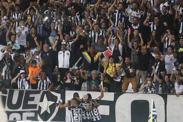 Botafogo x Avai no Estadio Nilton Santos. 11 de Novembro de 2019, Rio de Janeiro, RJ, Brasil. Foto: Vitor Silva/Botafogo. rImagem protegida pela Lei do Direito Autoral Nº 9.610, DE 19 DE FEVEREIRO DE 1998.