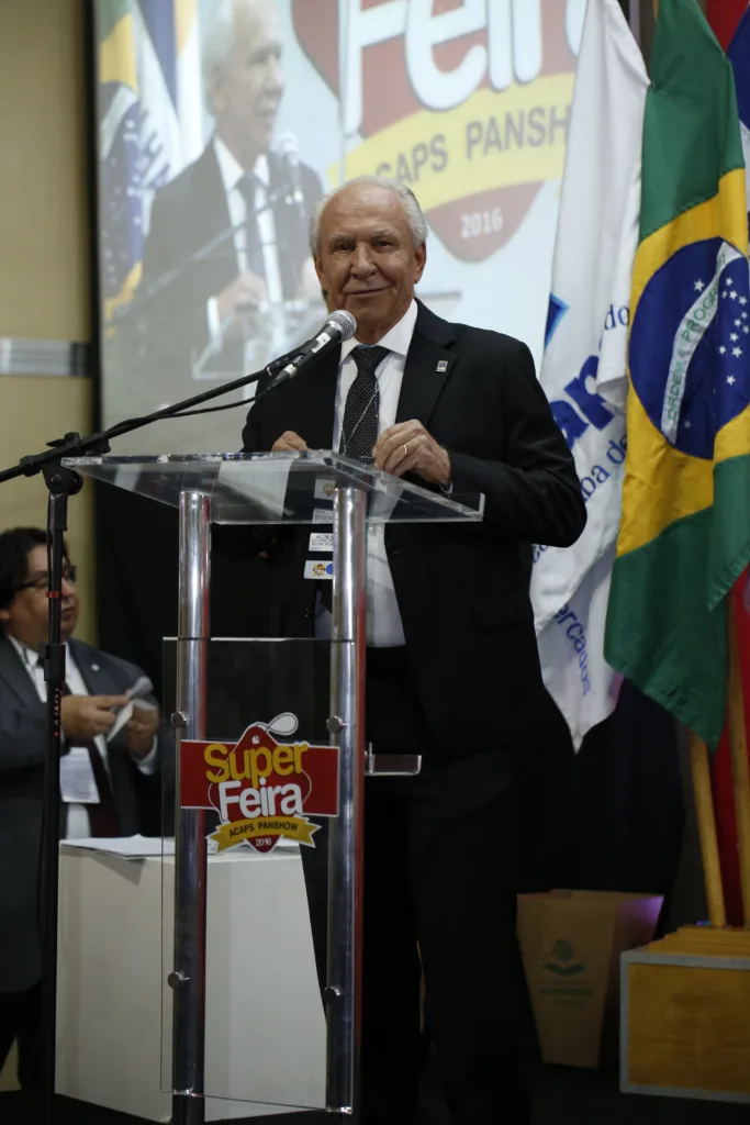 diretor superintendente da acaps, Helio Schneider