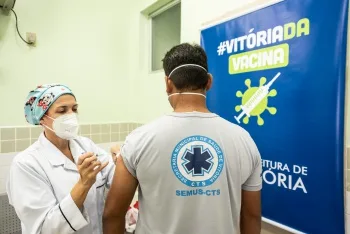 Servidores da Saúde de Vitória vão receber bônus de R$ 3 mil nesta sexta