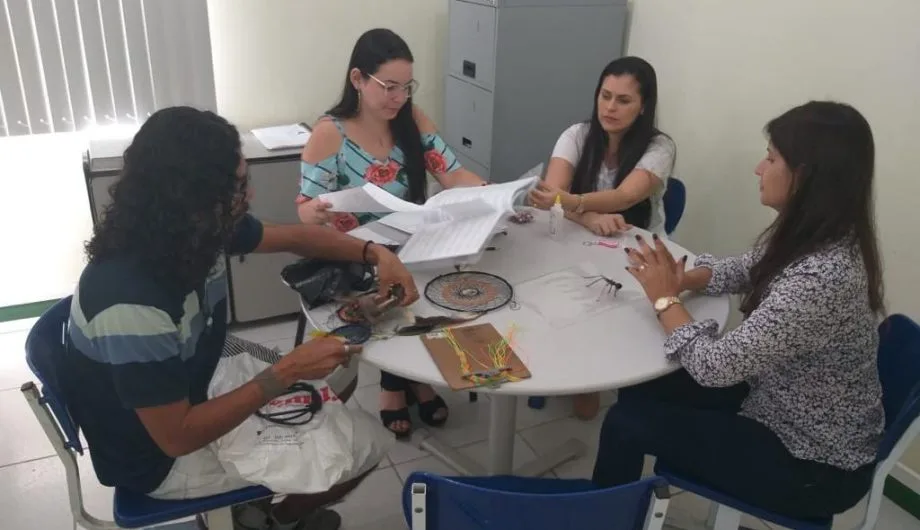 Artesãos e trabalhadores manuais devem fazer recadastramento em Cachoeiro