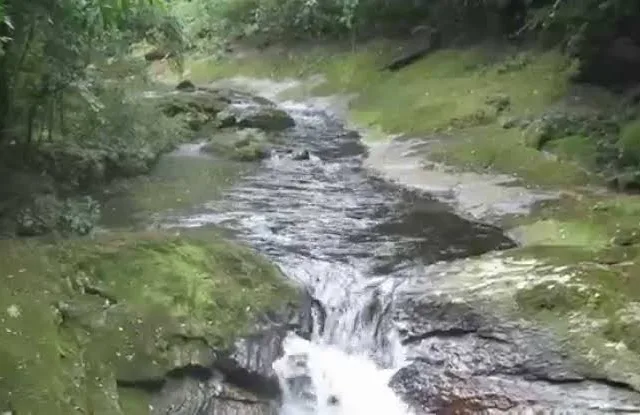 Guarda civil morre ao fazer trilha em cachoeira; mãe continua desaparecida