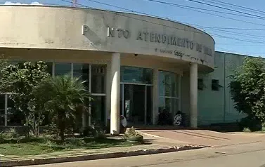 Mulher esfaqueada mais de 20 vezes pelo ex-companheiro está na UTI em estado grave