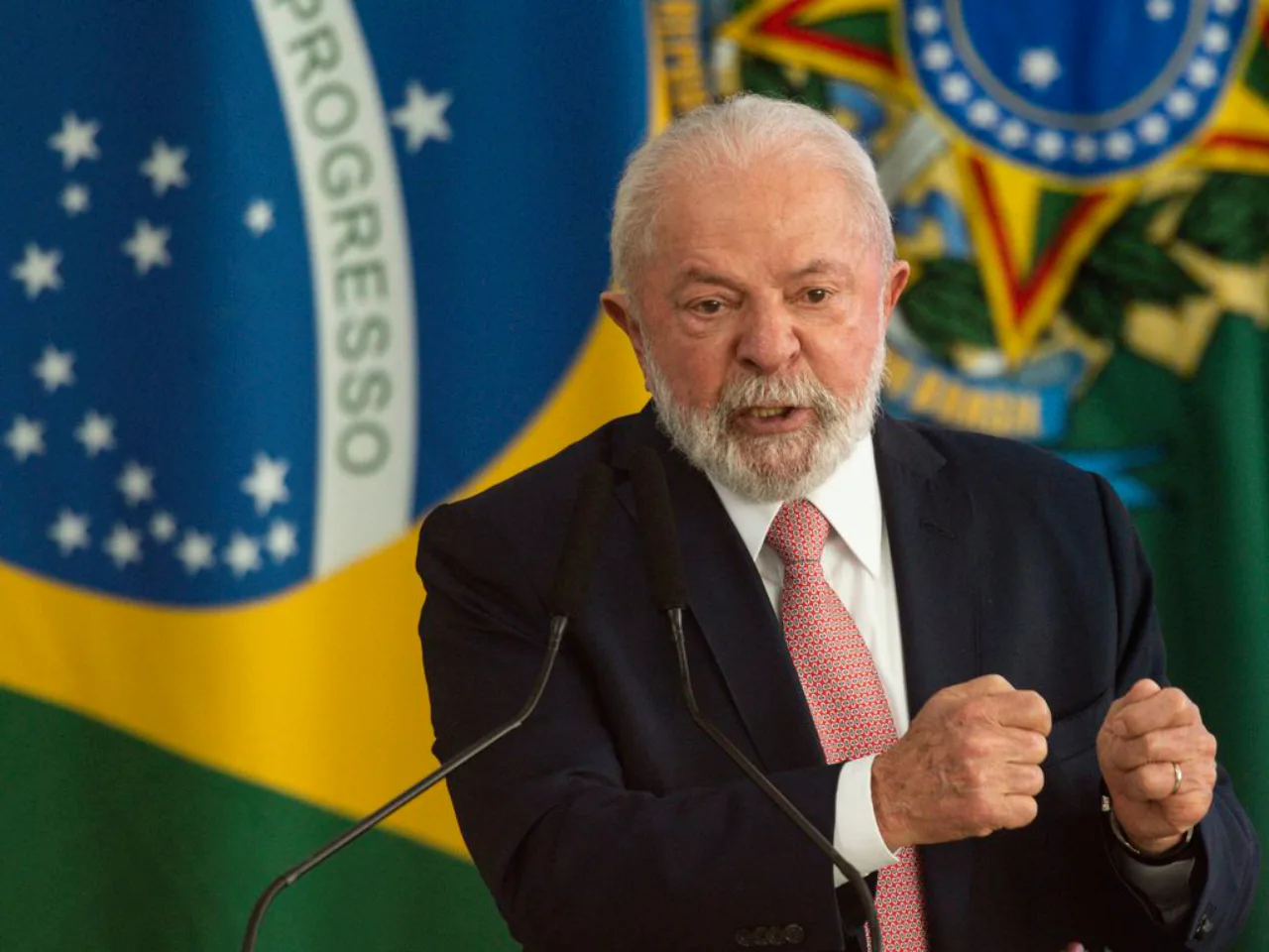 Governo Lula exonera número 3 da Abin e mais dois diretores por espionagem