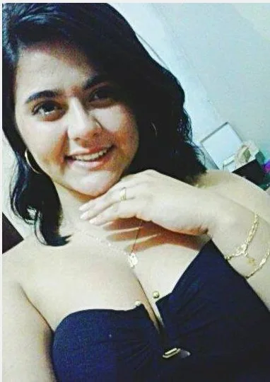 Mulher é morta a tesouradas e tem corpo incendiado no dia do aniversário