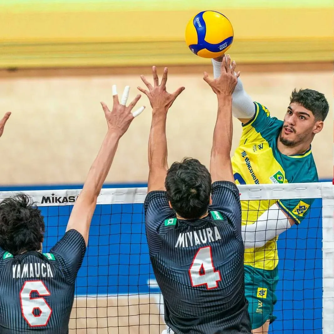 Seleção masculina busca reação, mas perde do Japão na Liga das Nações de vôlei