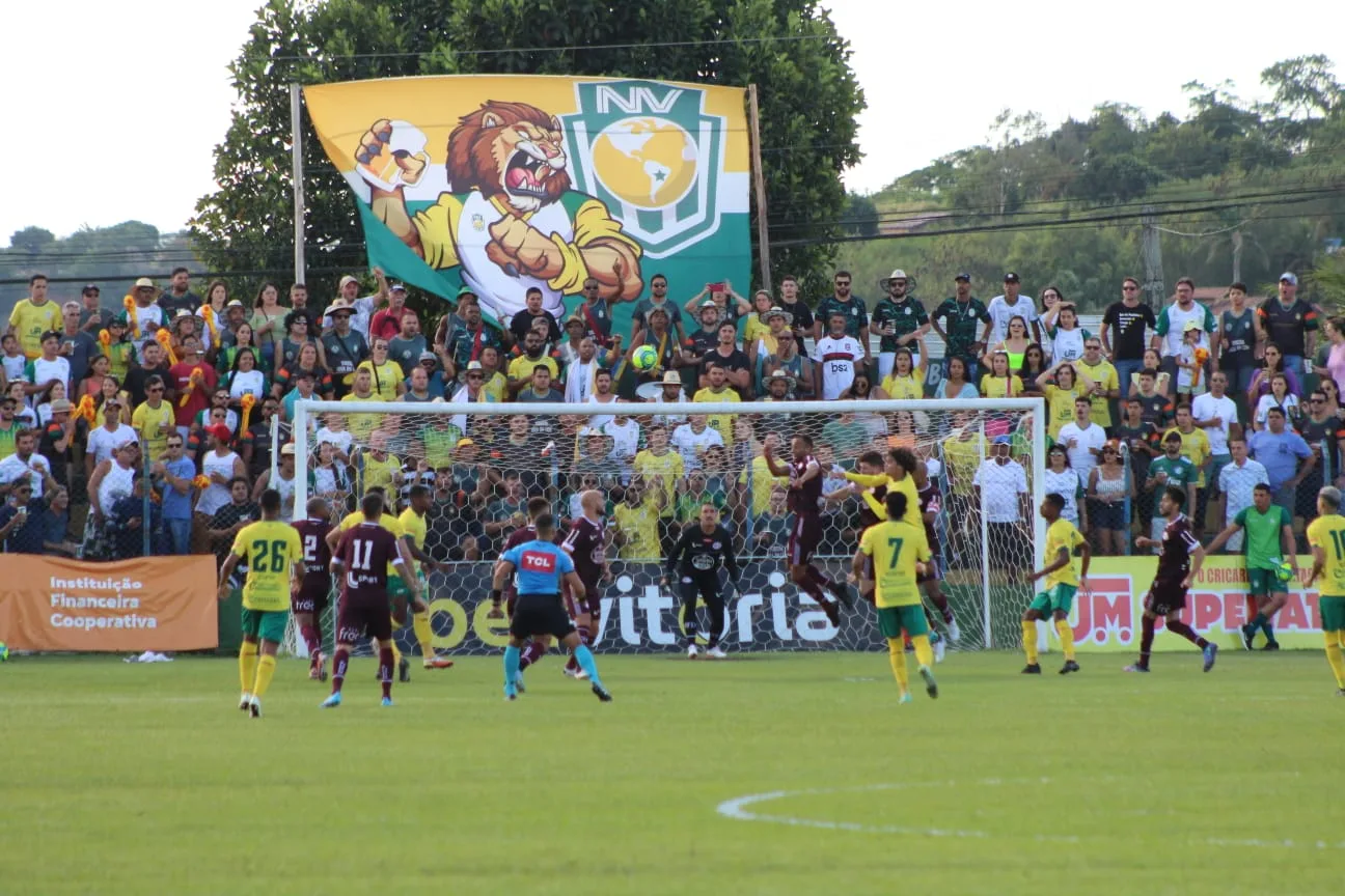 Nova Venécia vence de virada a Ferroviária e abre vantagem no G4 da Série D