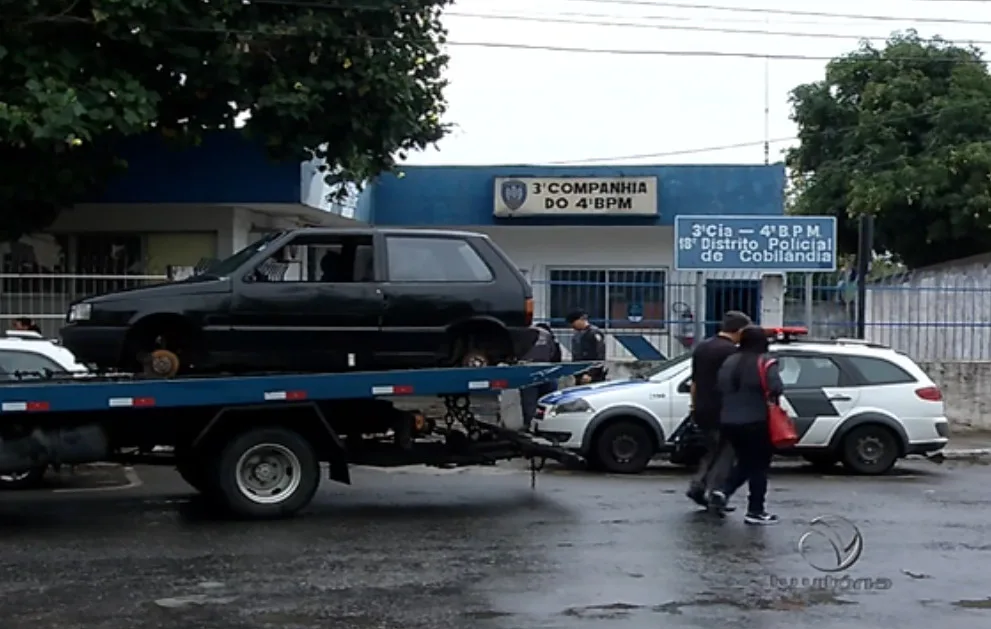 Morador de rua é preso após dormir dentro de carro em Vila Velha