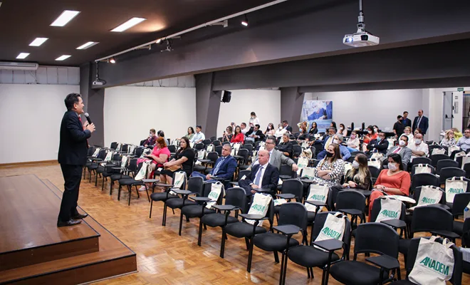 A revolução silenciosa na saúde: o fluxo de valor e a experiência do cliente