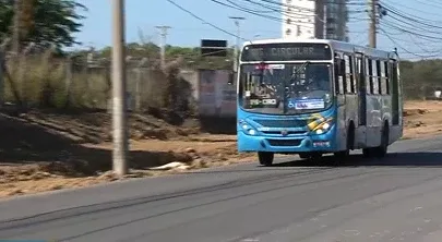 Ônibus da mesma linha é alvo de dois assaltos em 3 dias em Cariacica