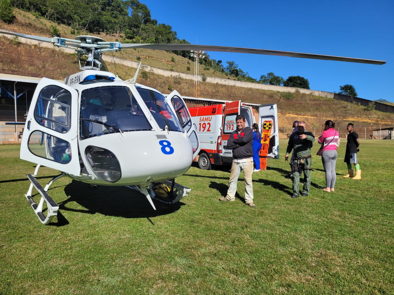 Idoso tem 95% do corpo queimado ao tentar acender fogão à lenha em Vargem Alta