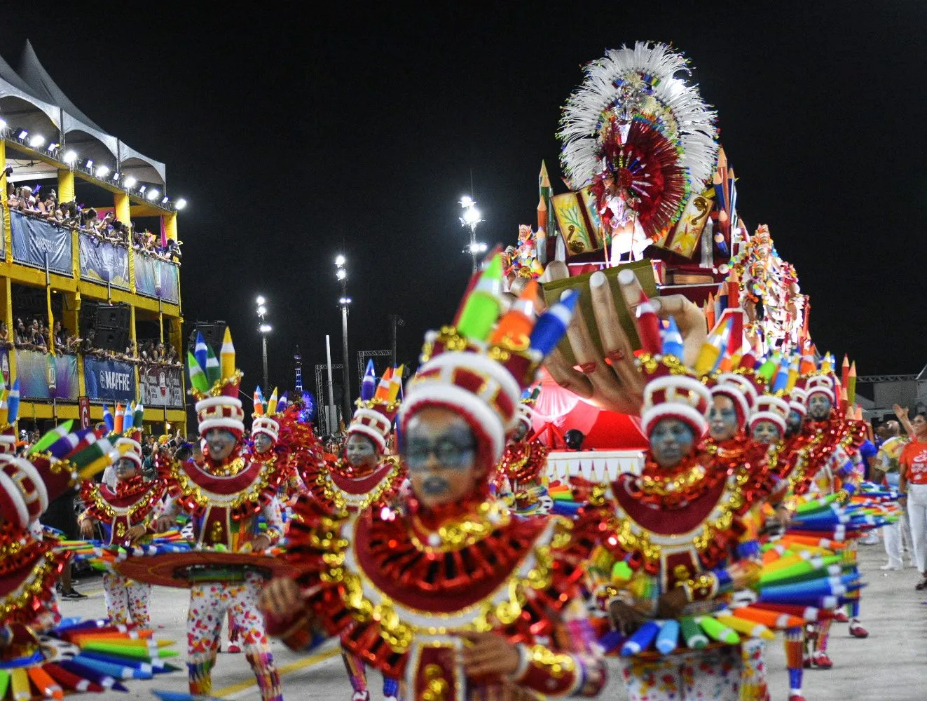 VÍDEO | Veja melhores momentos do desfile da MUG, campeã do Carnaval de Vitória