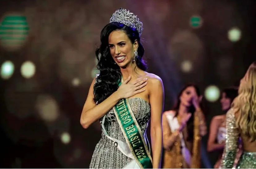 Capixaba Mia Mamede é eleita Miss Universo Brasil 2022