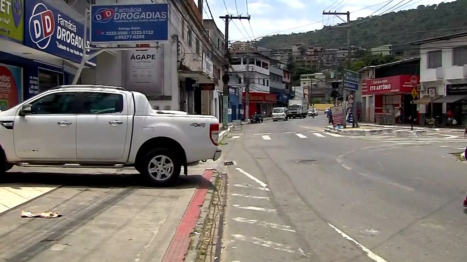 Mulheres brigam e uma delas é esfaqueada em praça de Vitória