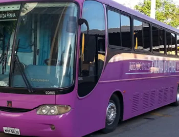 Ônibus Rosa chega a Guarapari e atende mulheres vítimas de violência