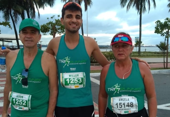 Família de MG "voa" na Dez Milhas Garoto e prova que corrida está no sangue