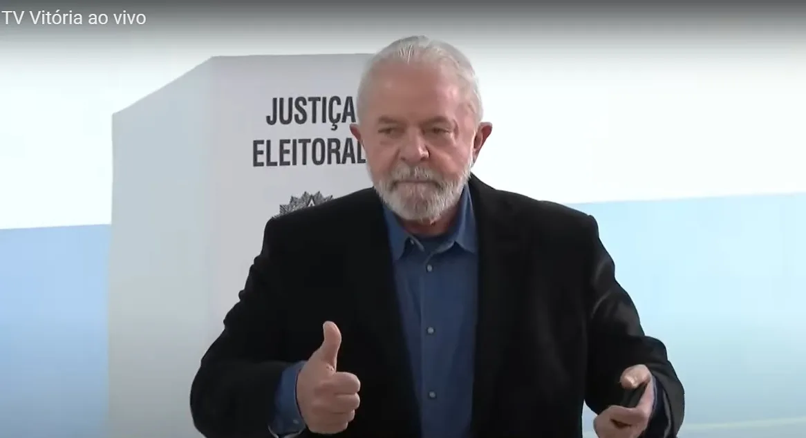 Eurasia eleva chance de Lula vencer eleição no domingo de 60% para 65%