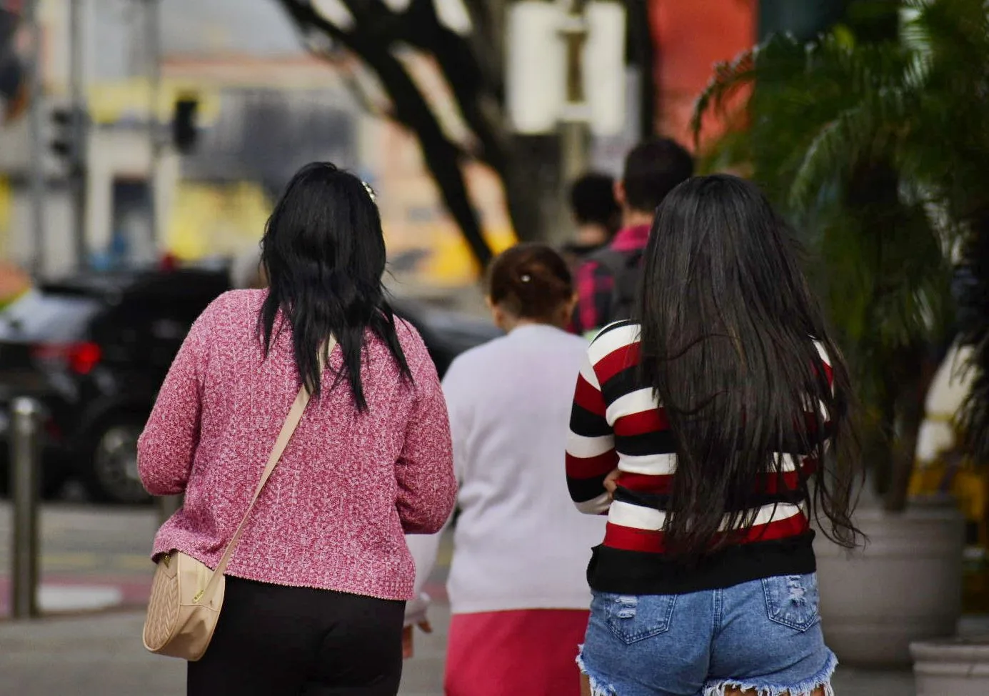 Cidades do ES têm alerta para queda de temperatura e ventos costeiros